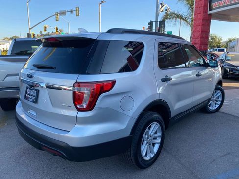Used 2017 Ford Explorer 4WD image 5