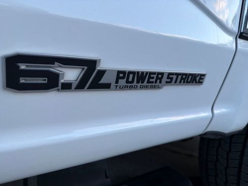 Used 2025 Ford F350 XLT image 11