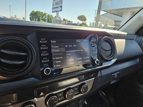 Used 2022 Toyota Tacoma SR AWD/4WD image 22