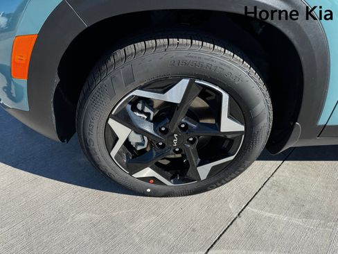 New 2026 Kia Seltos S image 8