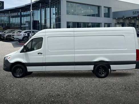 New 2025 Mercedes-Benz Sprinter 3500 image 7