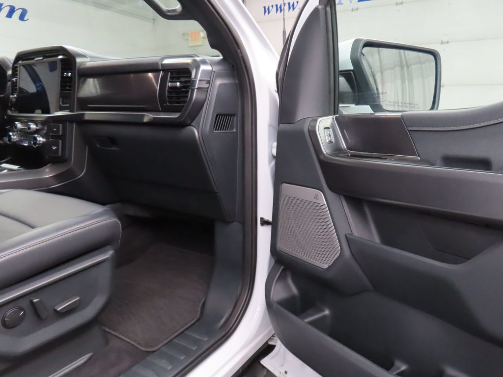 Used 2025 Ford F150 Lariat w/ Bed Utility Package AWD/4WD image 36