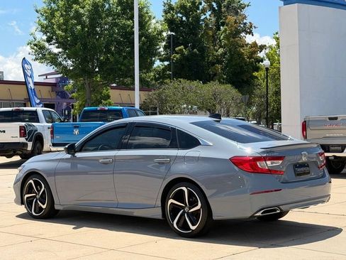 Used 2022 Honda Accord Sport image 6