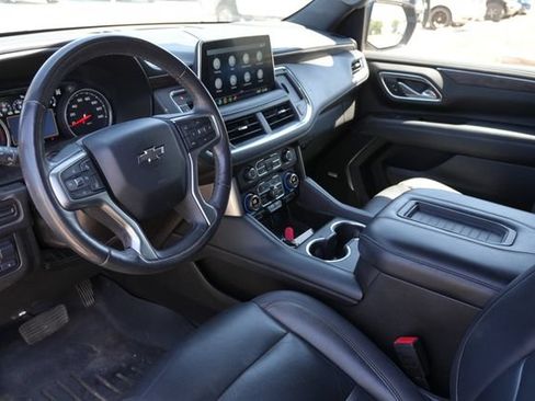 Used 2021 Chevrolet Suburban Z71 w/ Z71 Off-Road Package AWD/4WD image 10