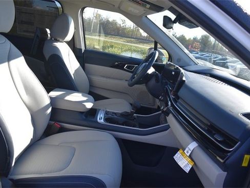 New 2026 Kia Carnival SX Prestige image 14