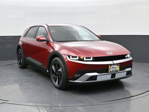 New 2026 Hyundai Ioniq 5 SEL image 3