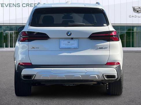 Used 2026 BMW X5 xDrive40i AWD/4WD image 4