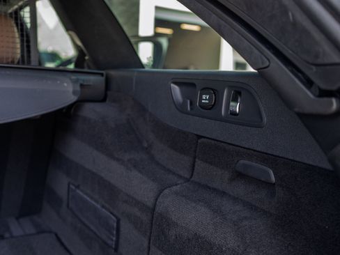 Used 2018 Mercedes-Benz E 63 AMG S image 56