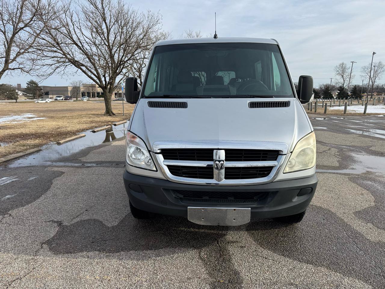 Used 2007 Dodge Sprinter 2500 w/ Cooling Group RWD image 4