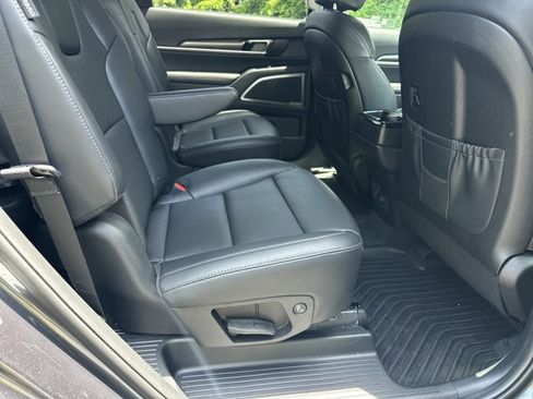 Certified 2024 Kia Telluride S AWD/4WD image 18