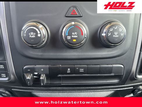 Used 2023 RAM 1500 Classic SLT AWD/4WD image 15