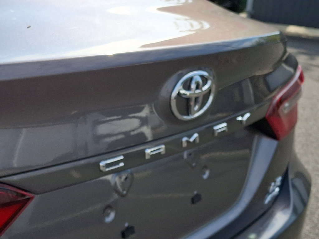 Used 2024 Toyota Camry LE AWD/4WD image 30
