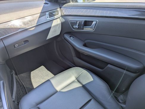 Used 2016 Mercedes-Benz E 350 Sedan image 15