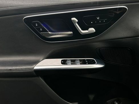 Certified 2023 Mercedes-Benz GLC 300 image 24