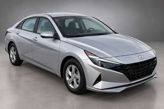 Used 2021 Hyundai Elantra SE FWD image 13