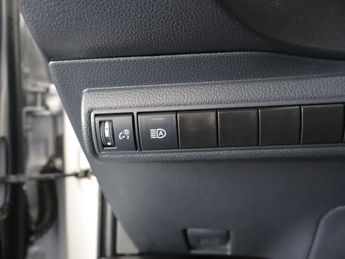 Used 2024 Toyota Corolla LE FWD image 17