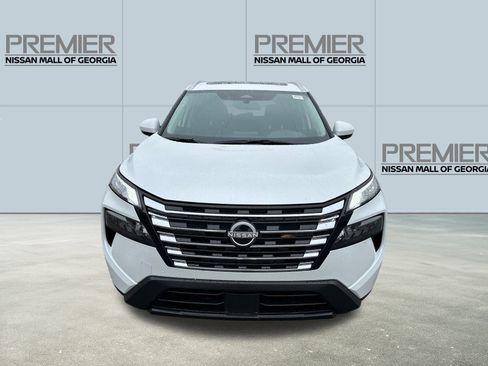 New 2026 Nissan Rogue SV w/ SV Premium Package image 2