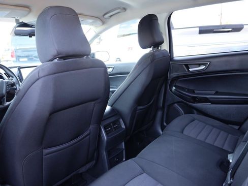 Used 2022 Ford Edge SE w/ Black Appearance Package AWD/4WD image 13