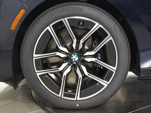 New 2026 BMW 740i xDrive image 8