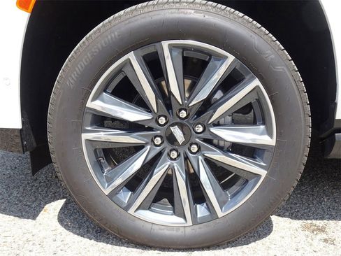 Certified 2024 Cadillac Escalade Sport w/ Touring Package image 24