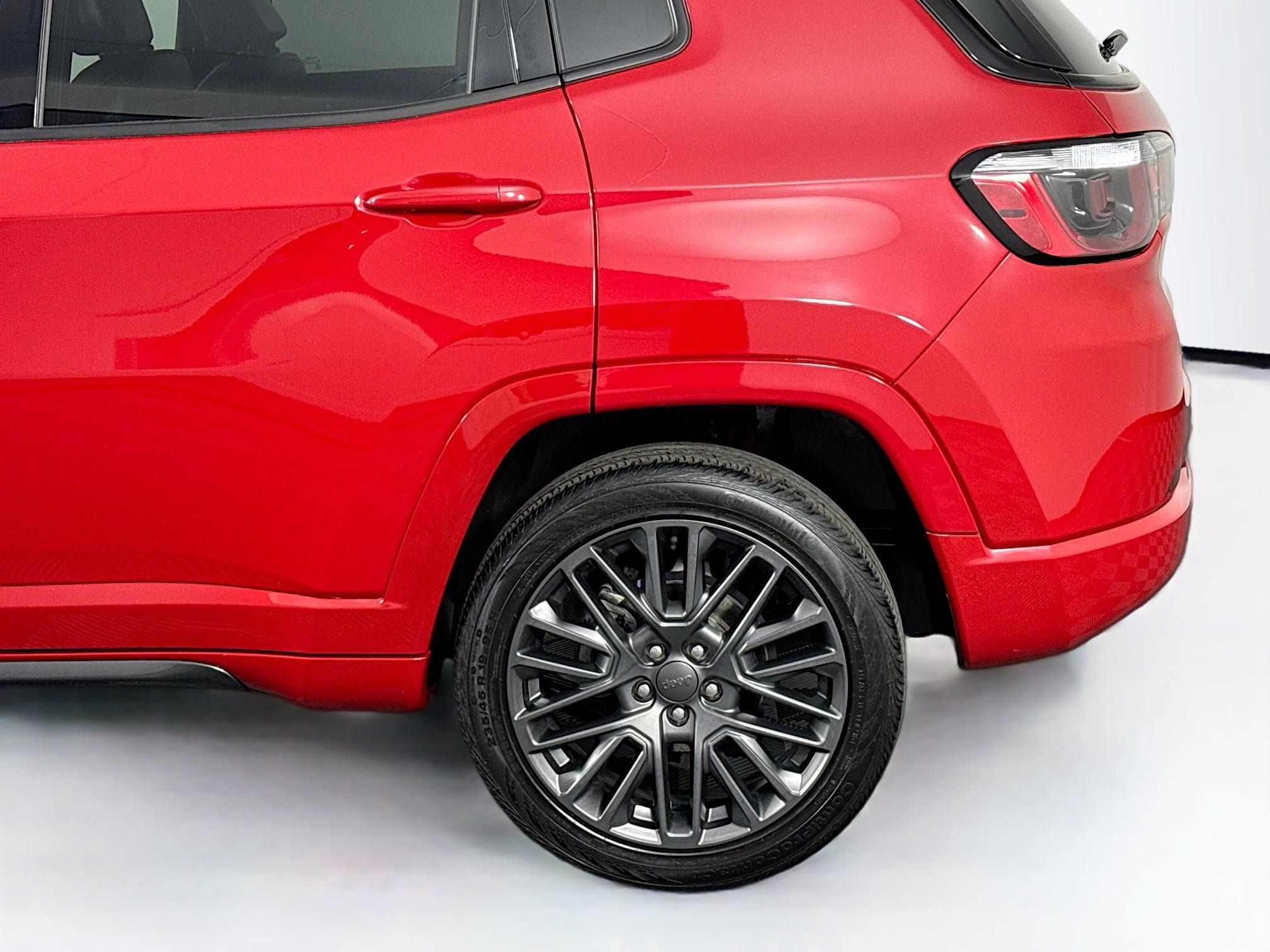 Used 2022 Jeep Compass Limited AWD/4WD image 43