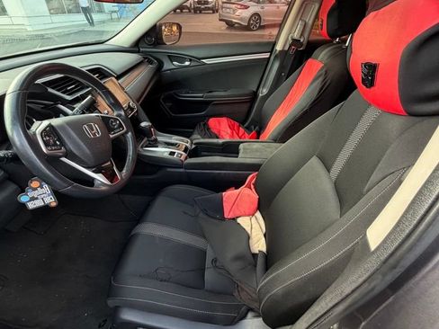 Used 2020 Honda Civic EX image 9