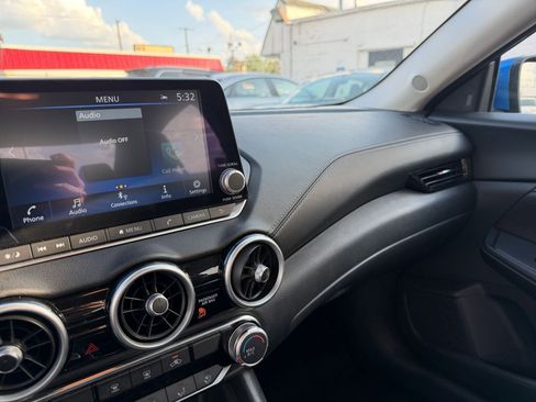 Used 2025 Nissan Sentra SV image 33