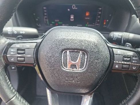 Used 2023 Honda Accord Touring image 10