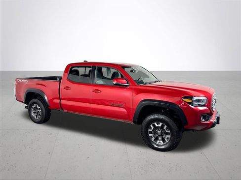Used 2023 Toyota Tacoma TRD Off-Road w/ Black Out Package (TMS) image 4