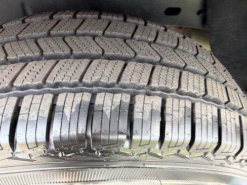 Used 2019 Chevrolet Colorado W/T w/ WT Convenience Package RWD image 40