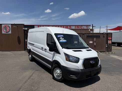 Used 2025 Ford Transit 250 148 Medium Roof Extended AWD image 1