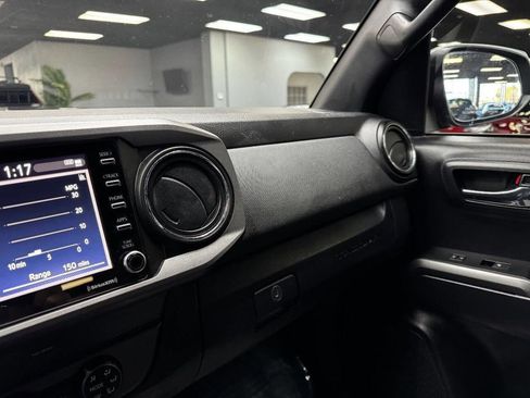 Used 2020 Toyota Tacoma TRD Sport w/ Technology Package RWD image 27