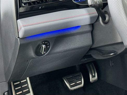 Used 2025 Volkswagen Jetta GLI Autobahn image 10