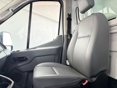 Used 2019 Ford Transit 350 156 DRW image 30