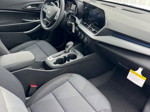 New 2026 Chevrolet Trax LS w/ LS Convenience Package image 13