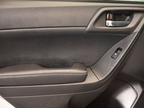 Used 2014 Subaru Forester 2.0XT Premium image 27