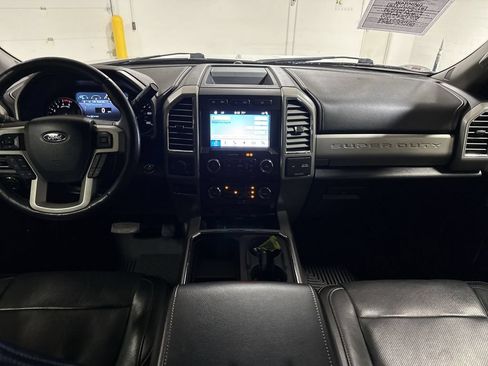 Used 2017 Ford F250 Lariat w/ Lariat Ultimate Package AWD/4WD image 10
