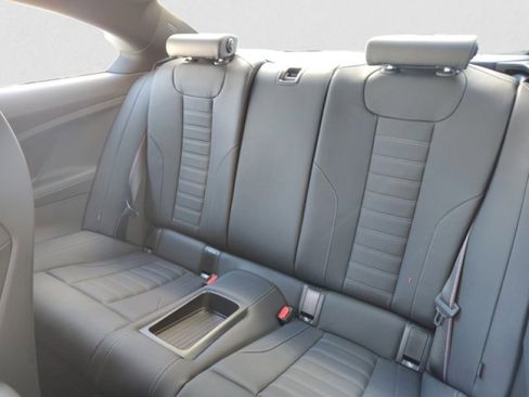 Used 2024 BMW M2 Carbon Roof, Live Cockpit Pro, w/ Lighting Package image 18