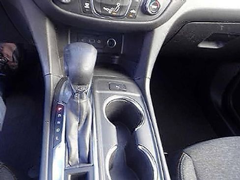 Used 2022 Chevrolet Equinox LT FWD image 17