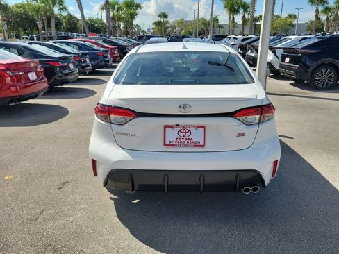 New 2026 Toyota Corolla SE FWD image 5