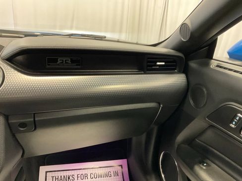 Used 2019 Ford Mustang Premium w/ Ecoboost Performance Package RWD image 28