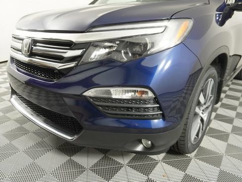 Used 2017 Honda Pilot Elite image 11