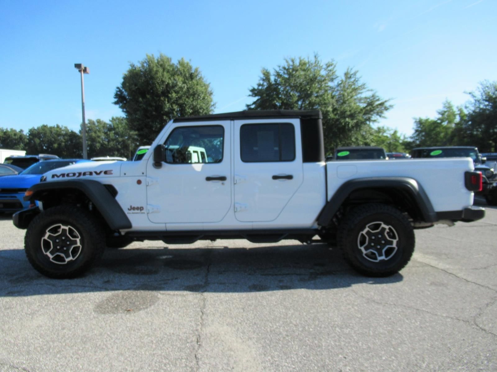 Certified 2022 Jeep Gladiator Mojave w/ Trailer Tow Package AWD/4WD image 4
