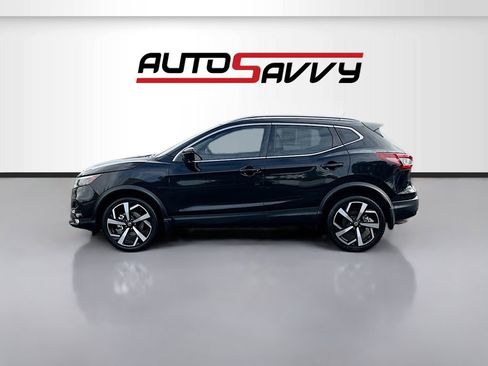 Used 2022 Nissan Rogue Sport SL w/ Premium Package image 4