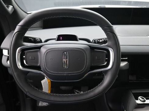 New 2026 Lincoln Navigator L Reserve w/ Jet Appearance Package image 26