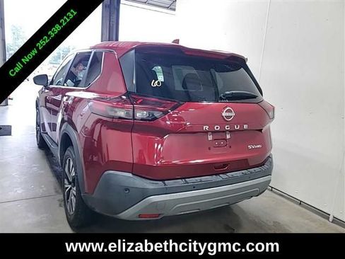 Used 2023 Nissan Rogue SV AWD/4WD image 3