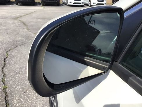 Used 2018 Jeep Compass Latitude w/ Popular Equipment Group image 20