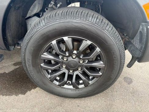 Used 2019 Ford Ranger XLT w/ Equipment Group 302A Luxury AWD/4WD image 4