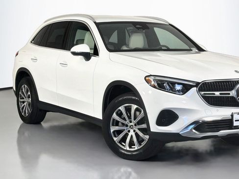 Used 2024 Mercedes-Benz GLC 300 image 14