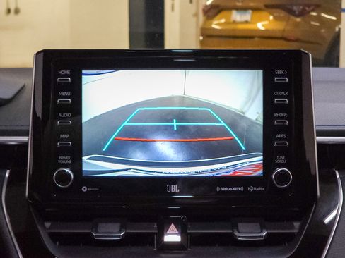 Used 2020 Toyota Corolla XSE image 34